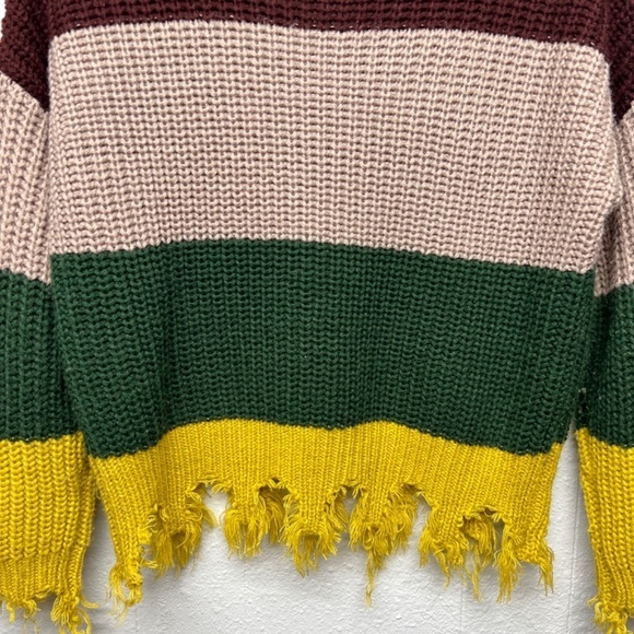 Love Tree Distressed Bohemian Womens Sweater Small Chic Chaotic Academia - Picture 9 of 12